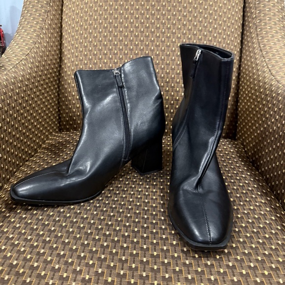 Eloquii Lola Black Faux Leather Heeled Booties, size 13W - Picture 2 of 9